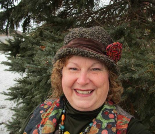 Leonda Kessinger Shroyer: Junque Gypsy