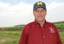 Harold Kociba: Dizzy Daisy Winery & Vineyard