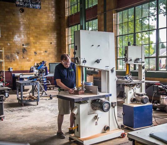 Stars, Stripes And Sawdust