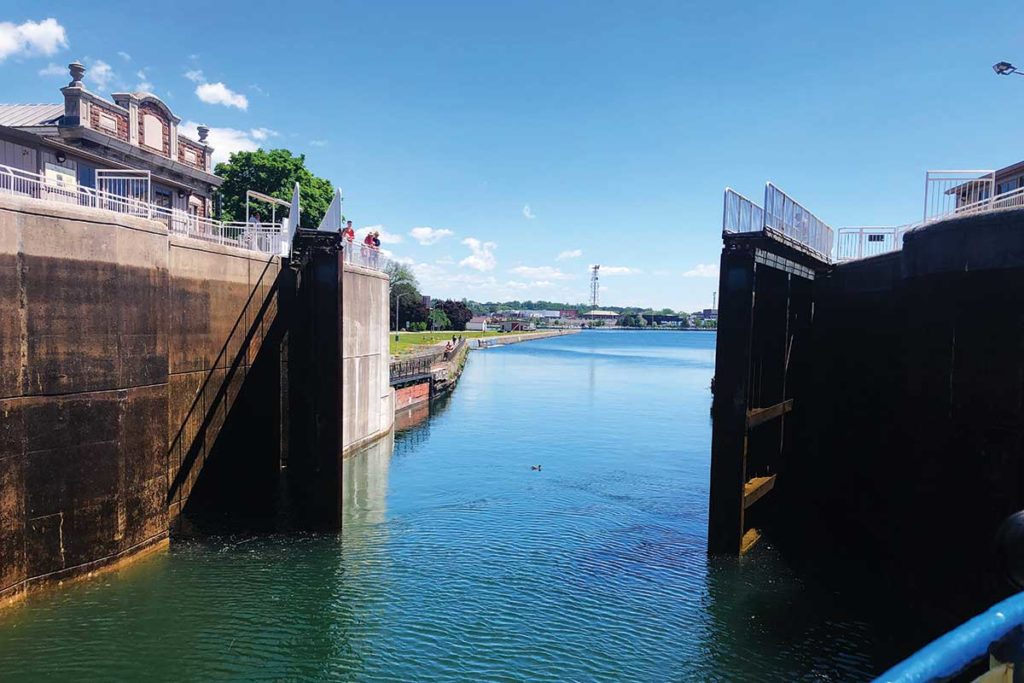 Sault Sainte Marie, Great Lakes, St. Marys River, Lock System