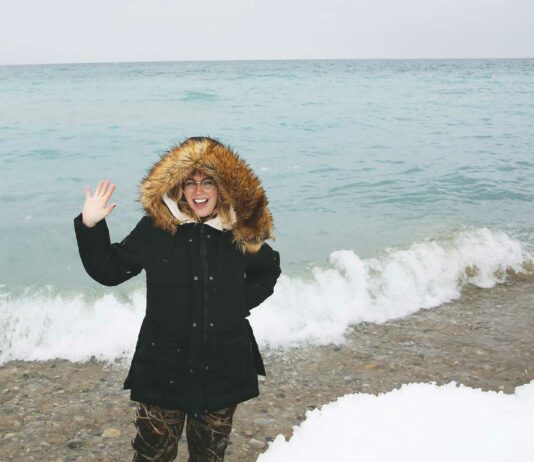 Road Trippin’ with Christal Frost: Lake Michigan Rock Hunting