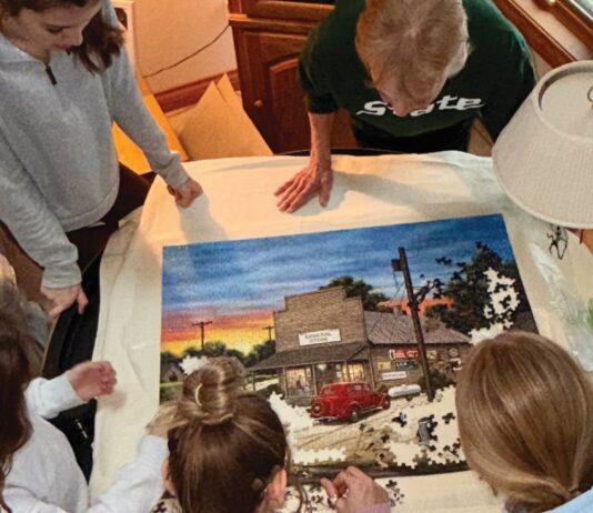 Jigsaw Puzzle Provides Family Fun And Teamwork